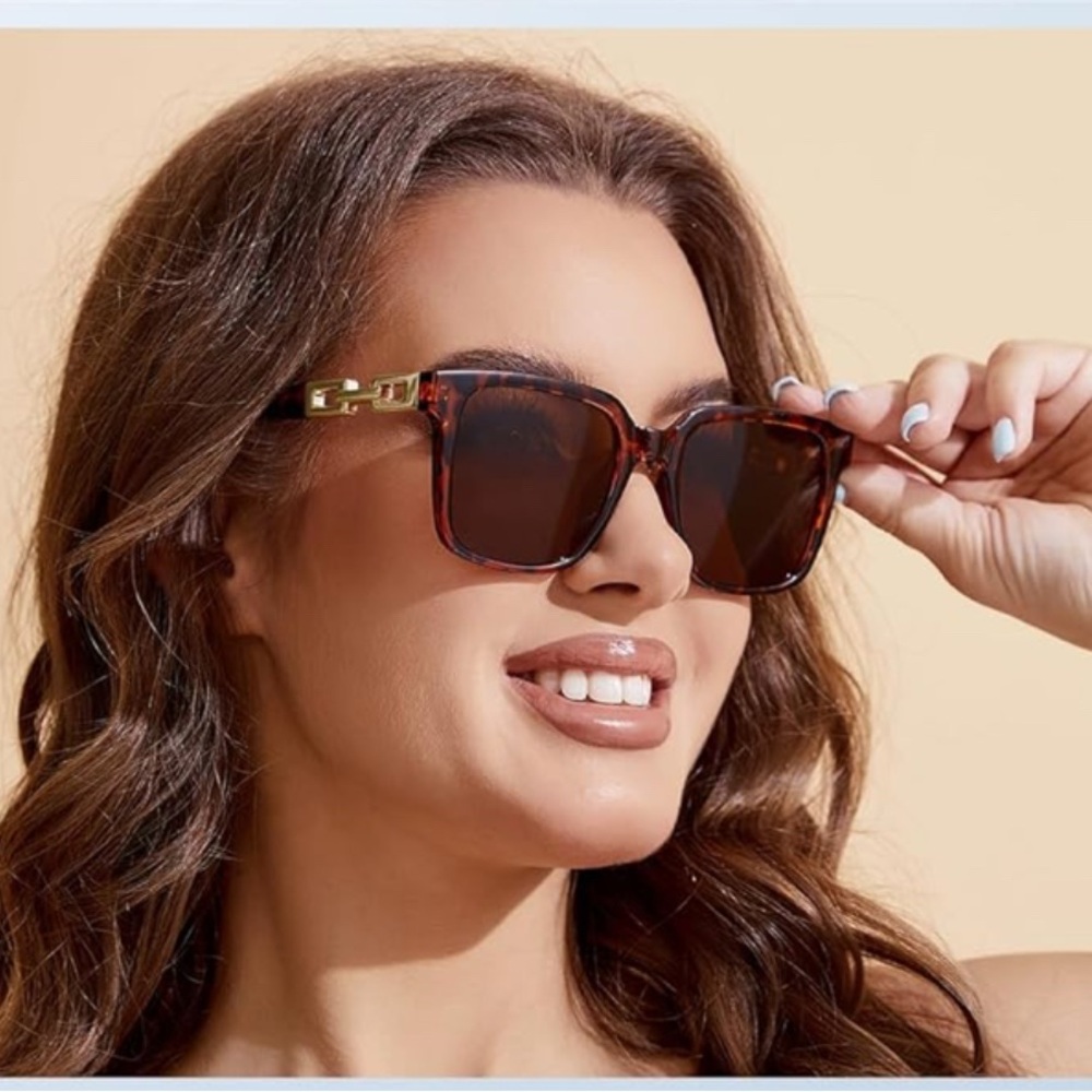 Sunglasses- Leopard Print Oversized Square